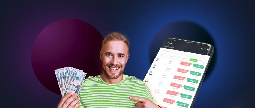 A skilled trader holds money and a phone displaying "start now". The man's success in trading is evident through his mobile use and knowledge of MT4.