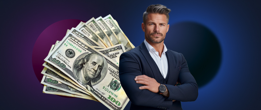 Um homem bem vestido está diante de uma pilha substancial de dinheiro, representando conquista financeira e prosperidade.